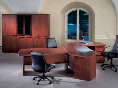 Mahogany Desk with Meeting Point and Storage